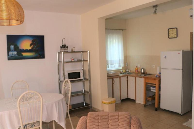 Apartment Grgas-Tucilo Zablaće Eksteriør billede